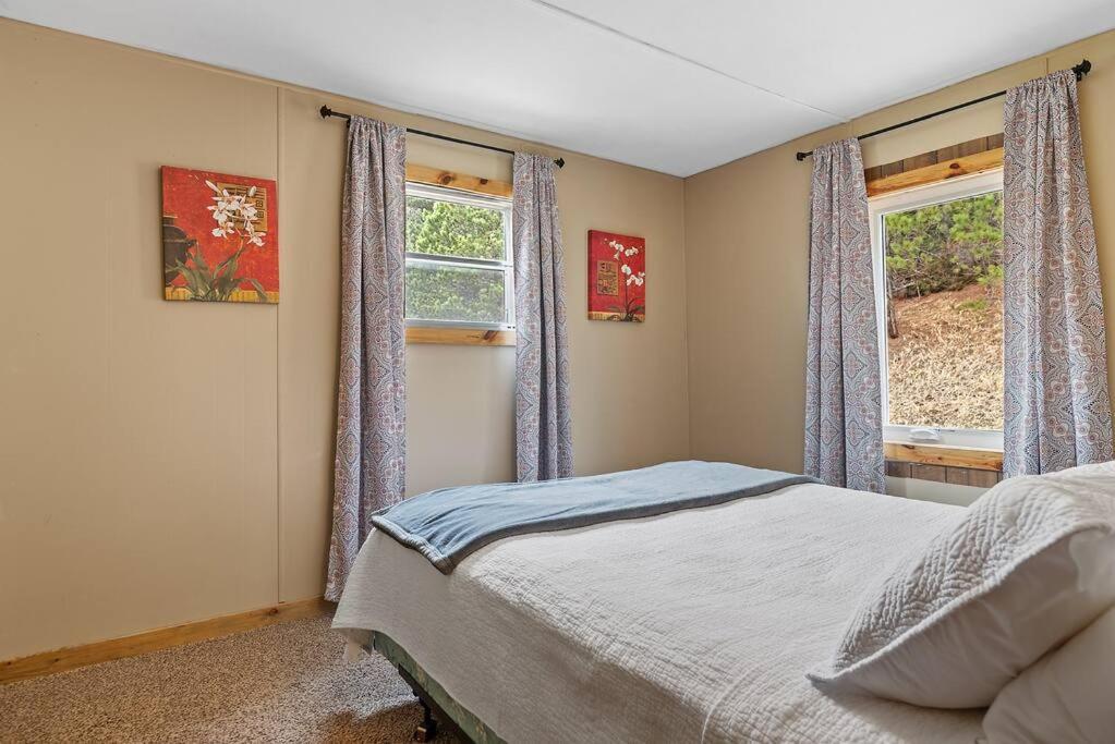 Blue Pine Retreat Villa Lead Buitenkant foto
