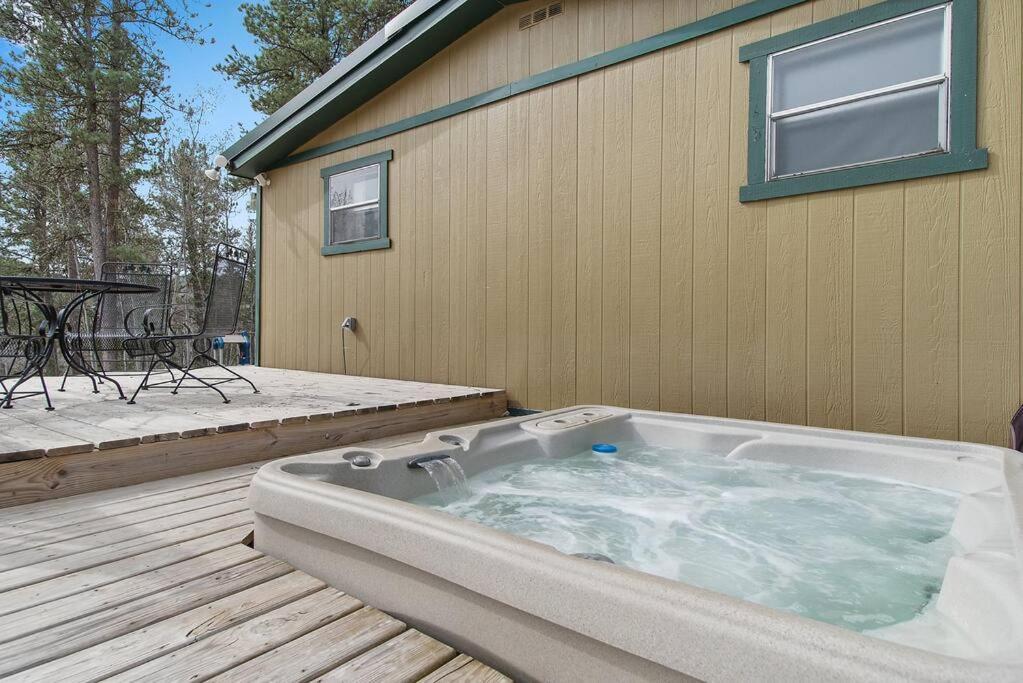 Blue Pine Retreat Villa Lead Buitenkant foto